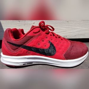 Nike Downshifter 7 Men Running Shoes Black Red 8M Athletic Trainers Sneakers
